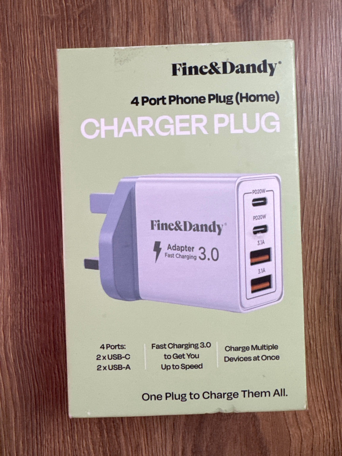 Fine & Dandy 4-Port Fast Charger Plug – 2x USB-C + 2x USB-A